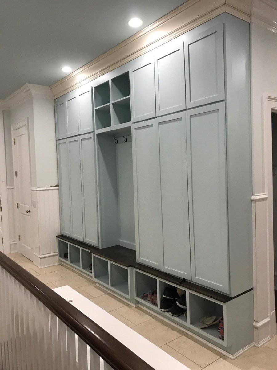 Connecticut Coat Rack & Shoe Storage Bench | Entryway Hall Tree with Mudroom Storage – Custom Entryway Furniture