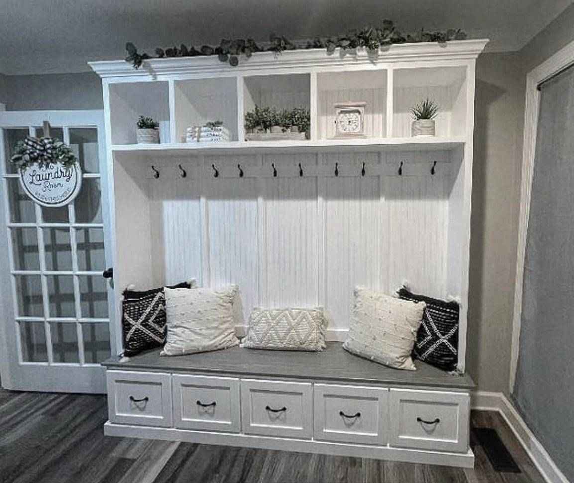 Georgia 5-Section Mudroom Bench with Shoe Storage & Coat Hooks | Handcrafted Wood Hall Tree