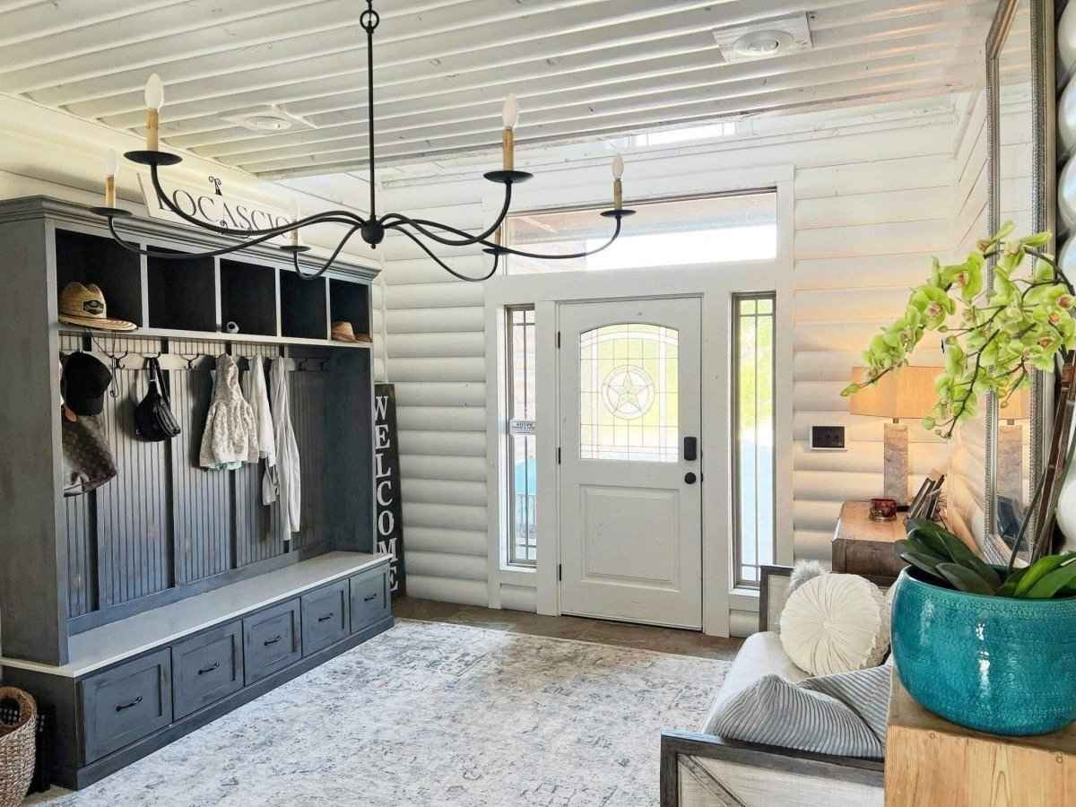 Georgia 5-Section Mudroom Bench with Shoe Storage & Coat Hooks | Handcrafted Wood Hall Tree