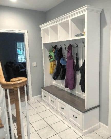 GEORGIA Hall Tree with Shoe Storage: Entryway Bench & Coat Rack for Mudroom Organization (4 section).