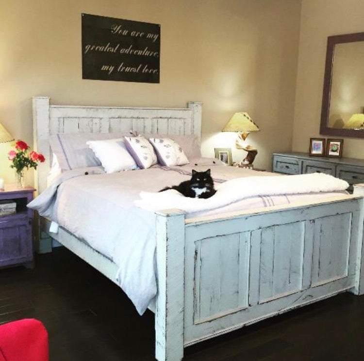 Griffin custom solid king size wood bed frame handcrafted by Griffin Furniture.