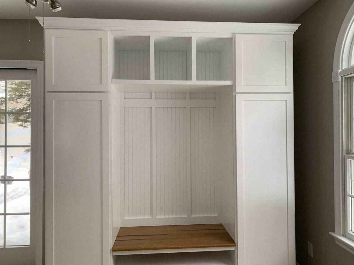 Illinois Entryway Bench with Shelves, Coat Hooks & Shoe Storage | Handcrafted Wood Mudroom Hall Tree