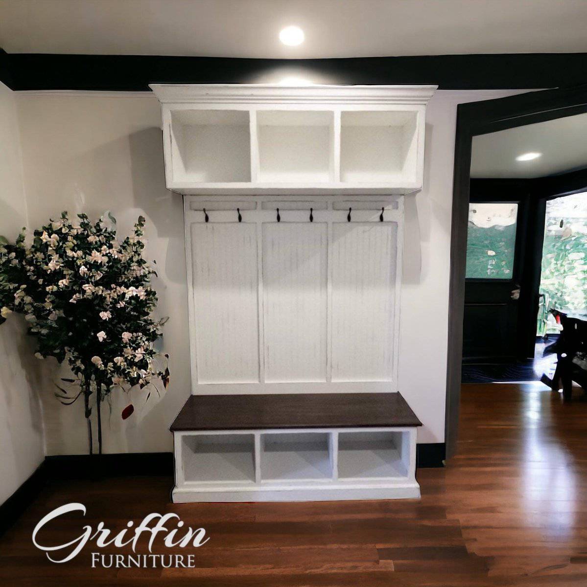 LONG ISLAND 3-section entryway shoe bench.