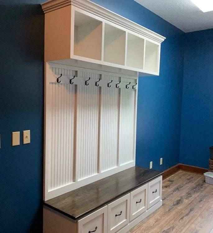 New York 4-Section Mudroom Bench with Shoe Storage & Coat Hooks | Handcrafted Wood Hall Tree