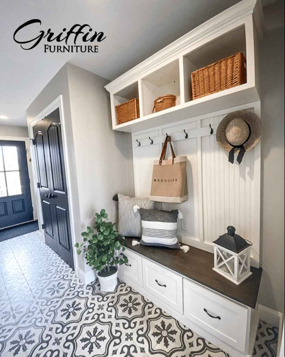 New York 3-Section Mudroom Bench with Shoe Storage & Coat Hooks | Handcrafted Wood Hall Tree