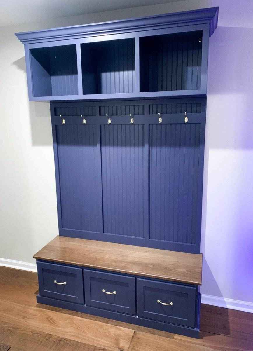 New York 3-Section Mudroom Bench with Shoe Storage & Coat Hooks | Handcrafted Wood Hall Tree
