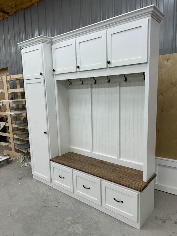 Holbrook Entryway Bench with Shoe Storage | Solid Wood Mudroom Organizer | Hall Tree Style Mud Bench (3-section)