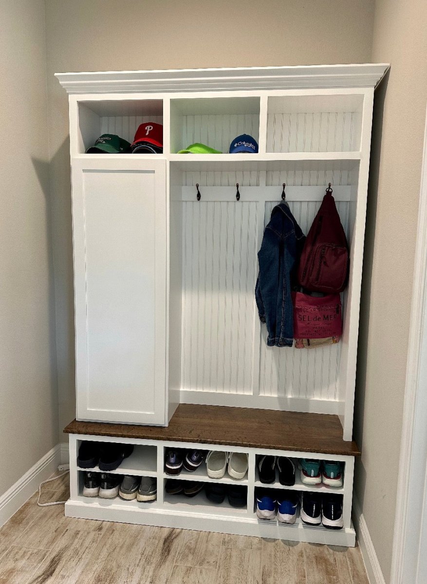 Fort Myers Entryway Shoe Storage Bench with Coat Rack | 3-Section Hall Tree for Mudrooms & Foyers | Griffin Furniture