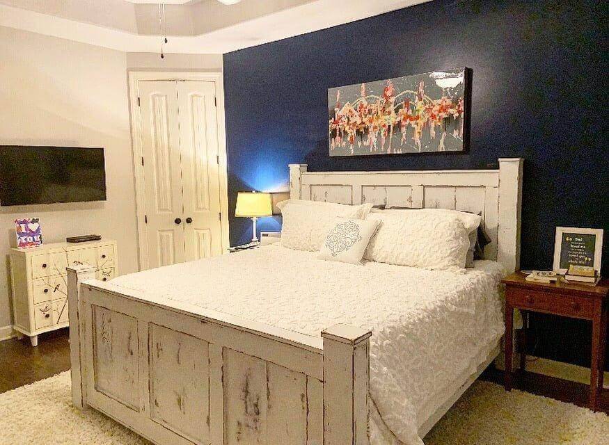 Griffin Custom Solid Wood Bed Frame | King & Queen Size | Handmade Farmhouse Bed | Rustic Bedroom Furniture