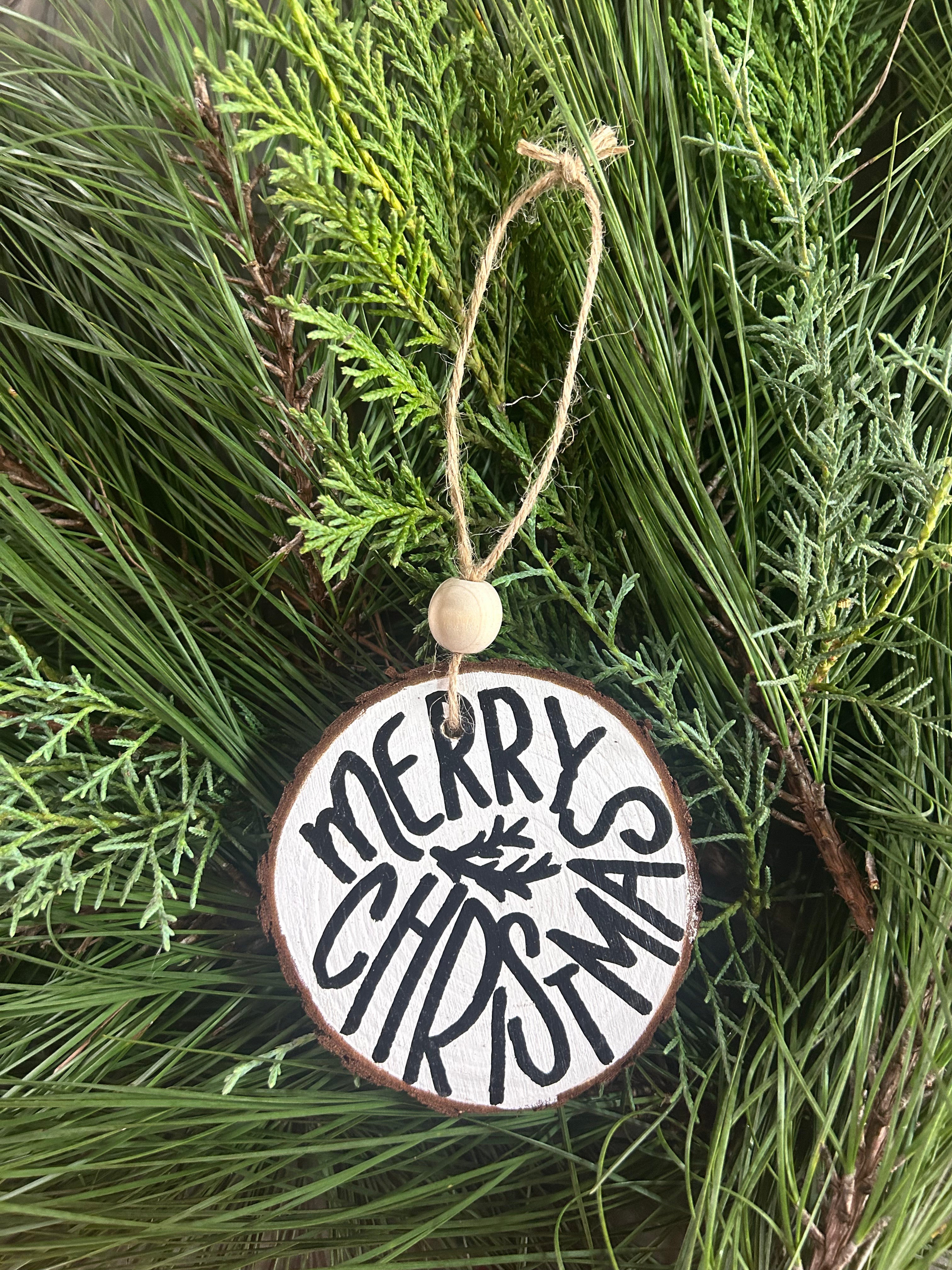 Rustic wood slice ornaments hand painted - Griffin Furniture Merry Christmas white