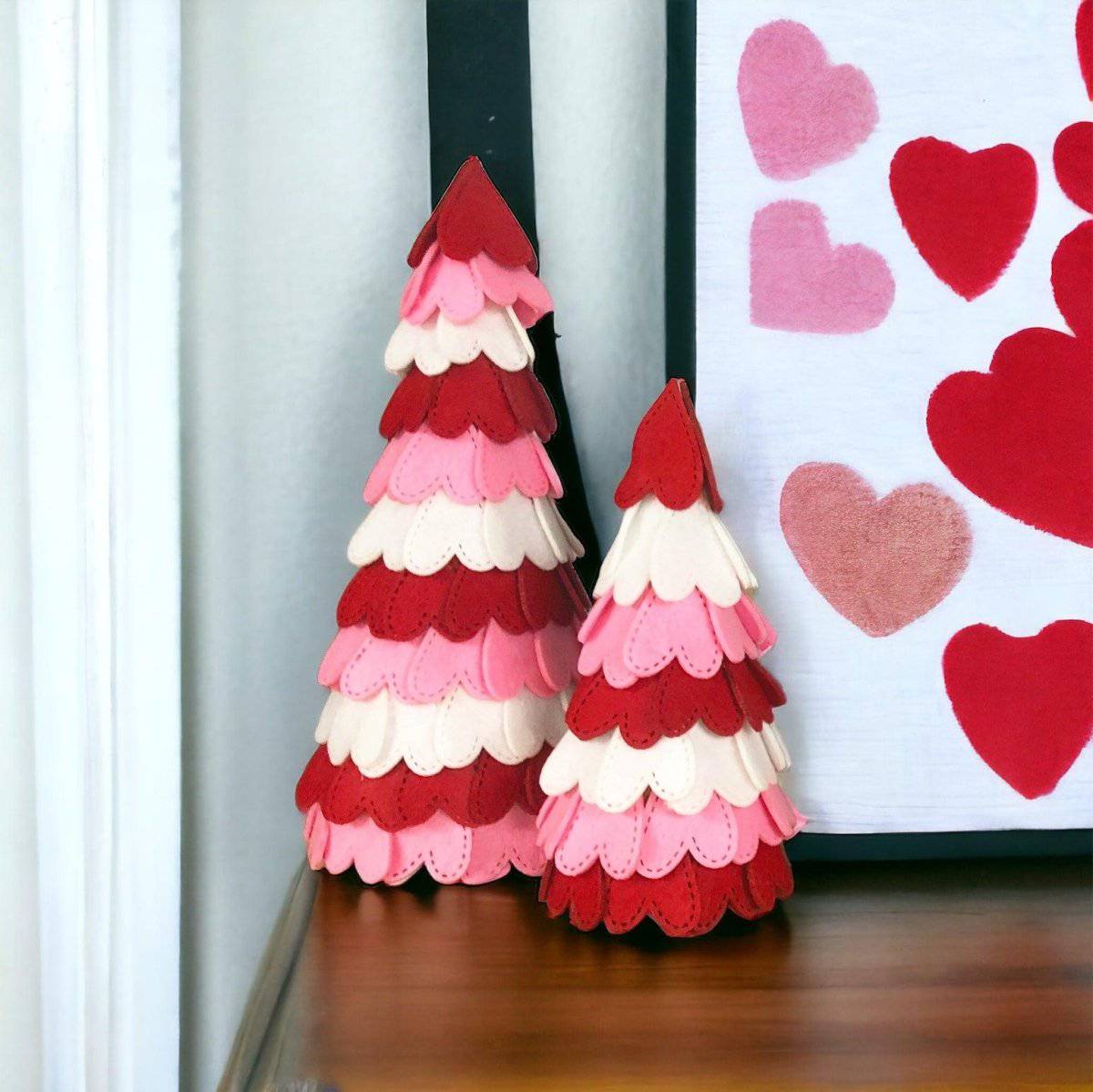 Valentine’s Day Decorative Trees (Set of 2) – Rustic Tabletop Heart Decor for Holiday & Home Display
